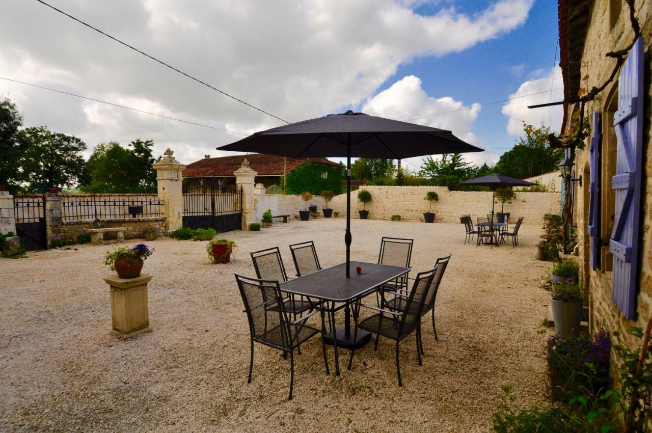 Chez Fins Bois Bed and Breakfast Nere Buitenkant foto